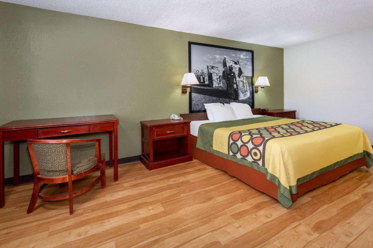 Super 8 By Wyndham Amarillo Central Tx Экстерьер фото